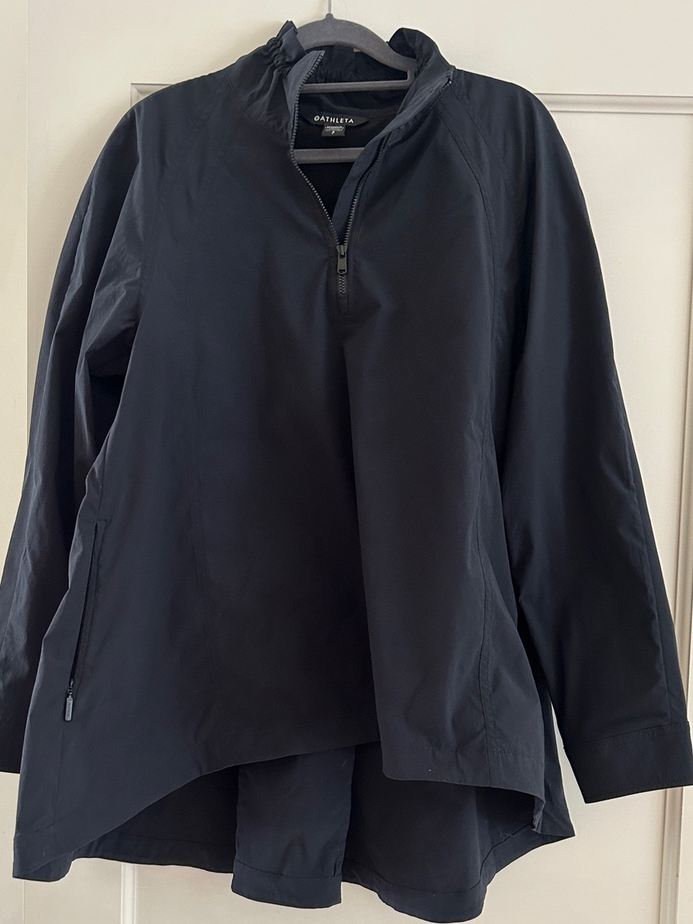 Athleta Black Advantage poplin high low rain resistance jacket ruffle collar